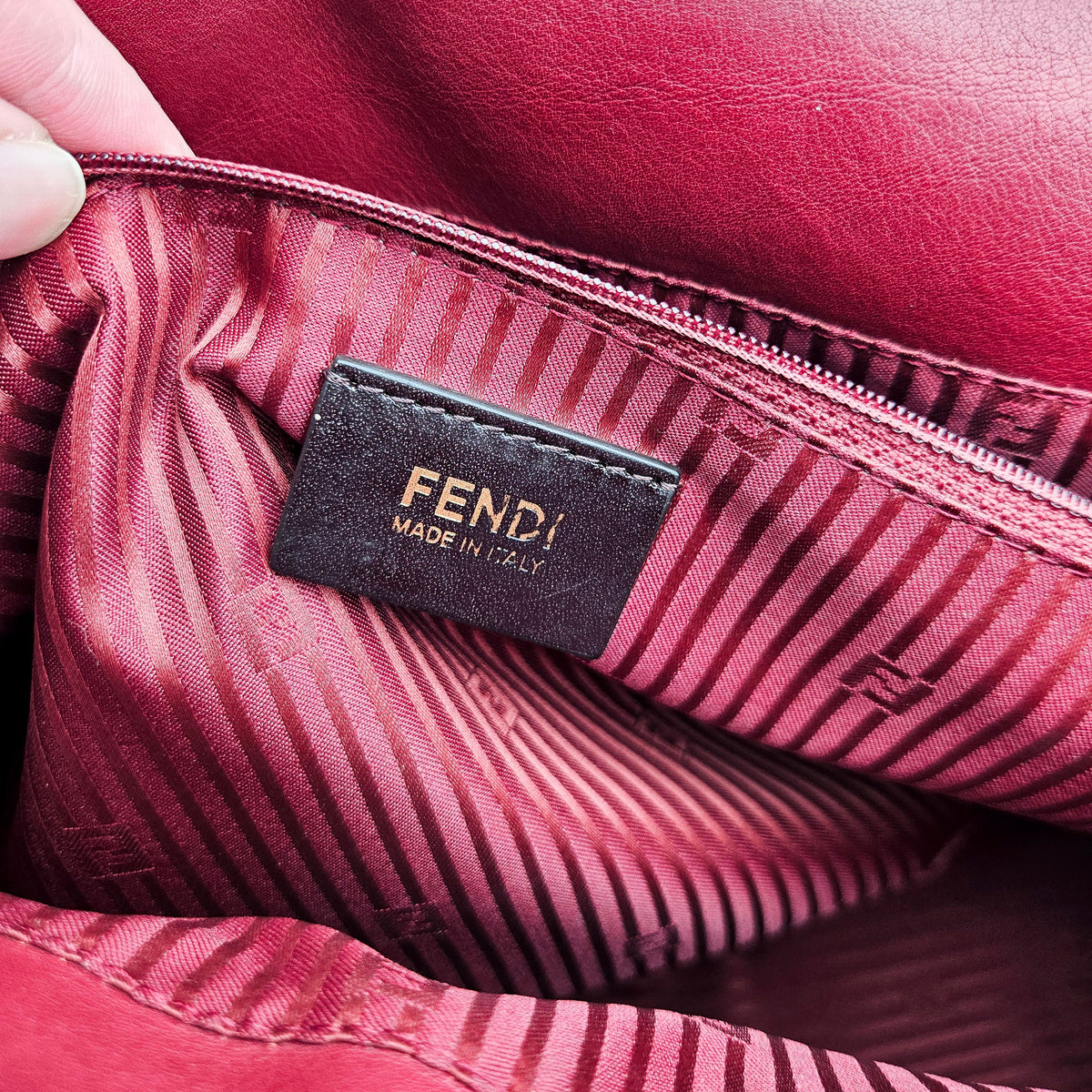 Fendi Mama Baguette Cuir Rouge