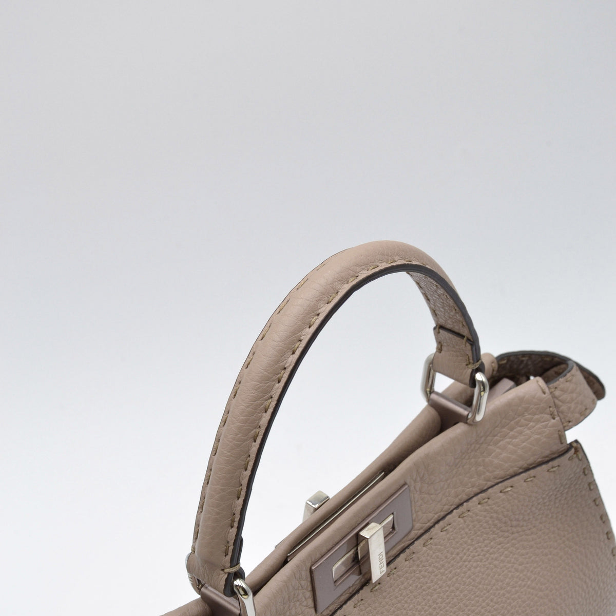 Sac Fendi Peekaboo Selleria cuir taupe