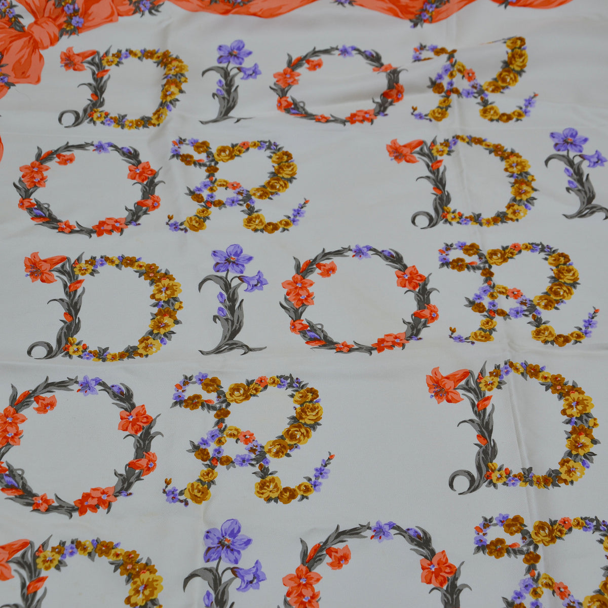 Foulard Christian Dior Vintage Soie Fleurs et Rubans