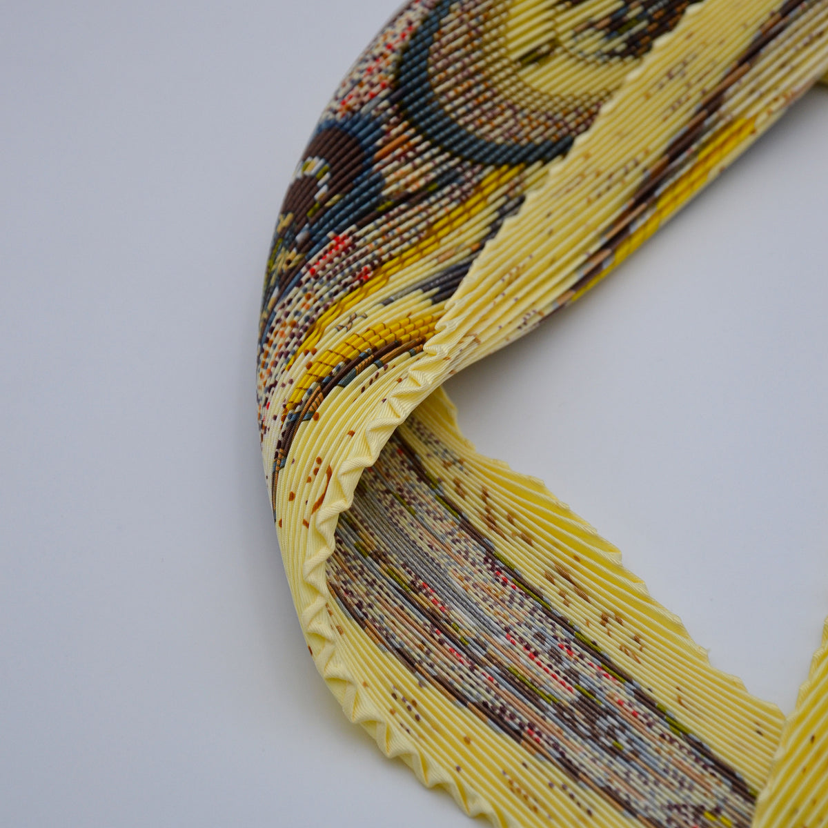 Foulard Hermès plissé "Rêves d'Australie" 1999