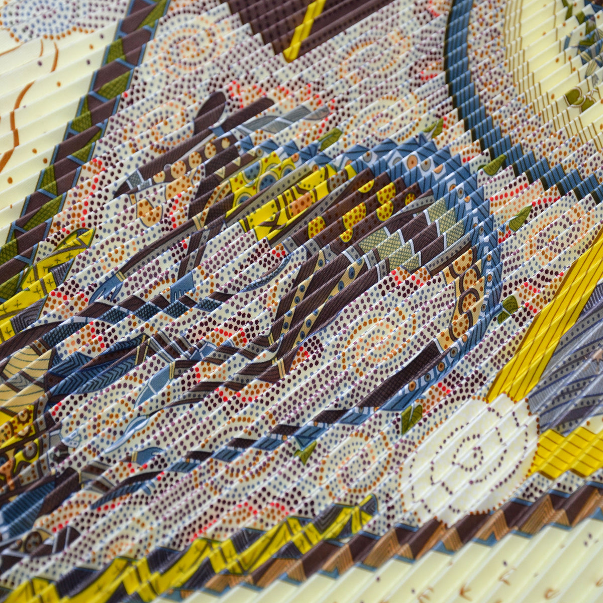 Foulard Hermès plissé "Rêves d'Australie" 1999