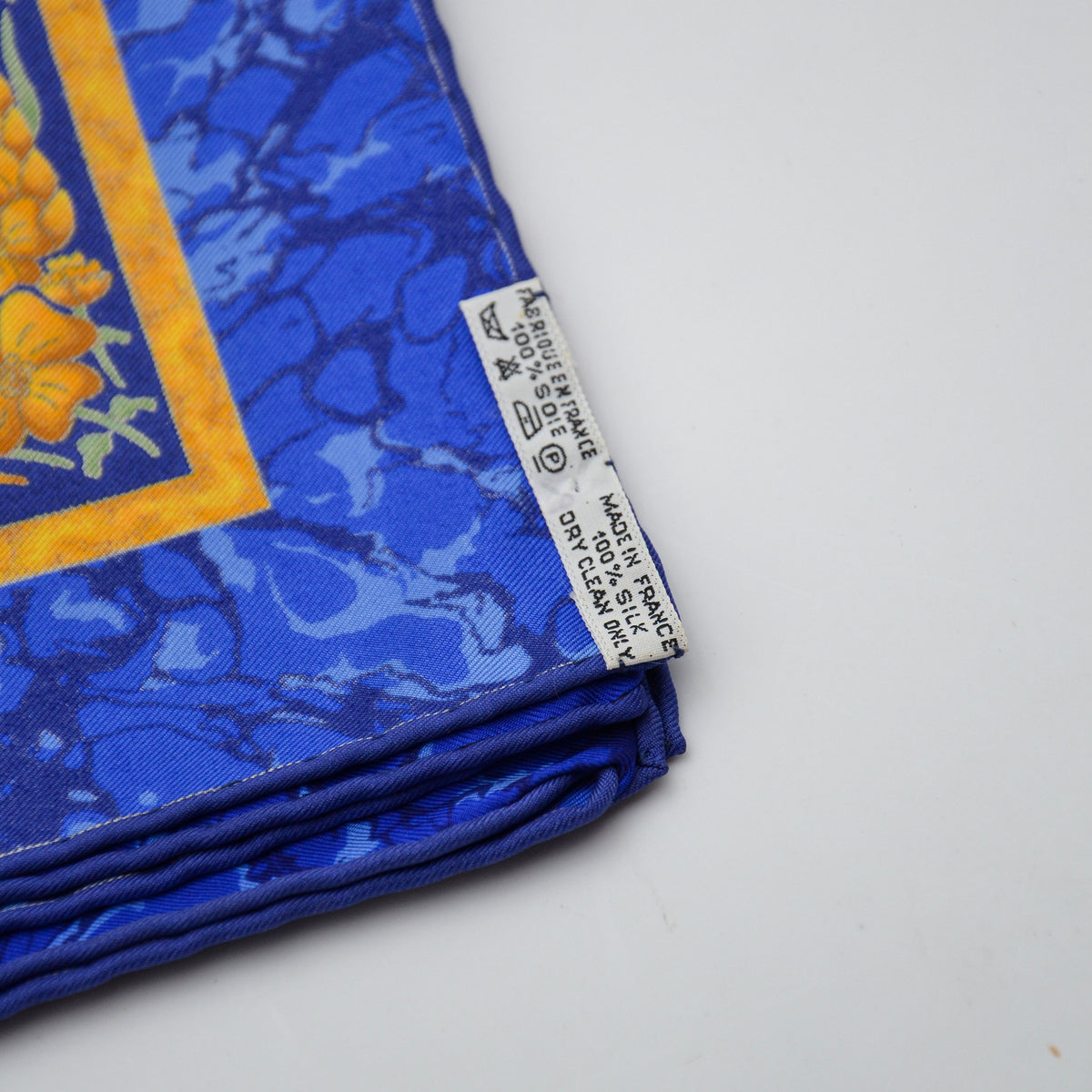 Foulard Hermès "Carpe Diem" Joachim Metz 1994