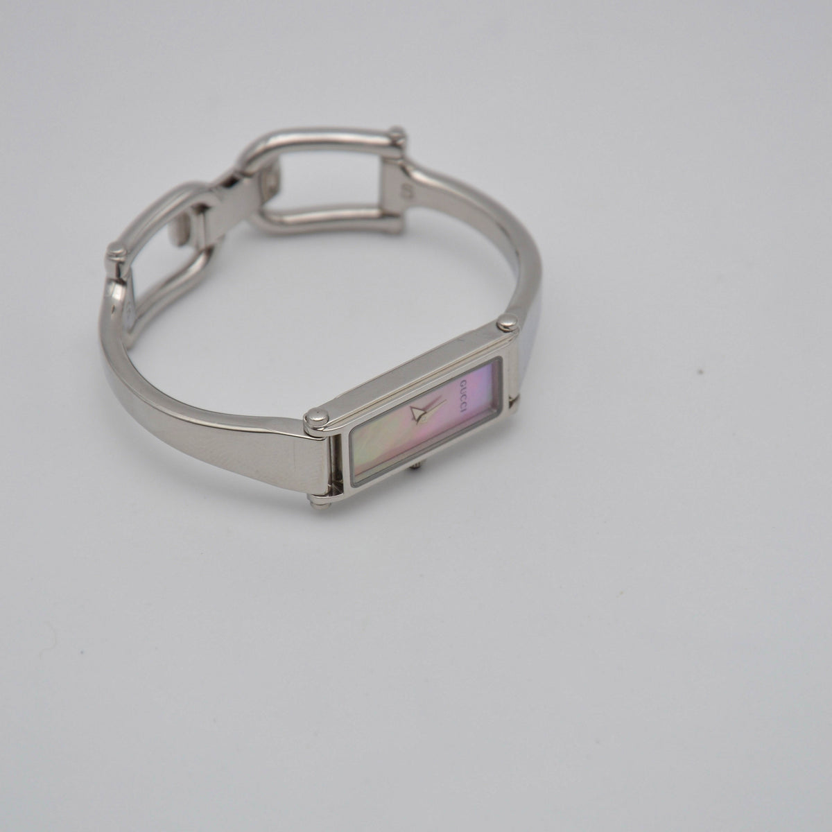 Montre Gucci 1500 L