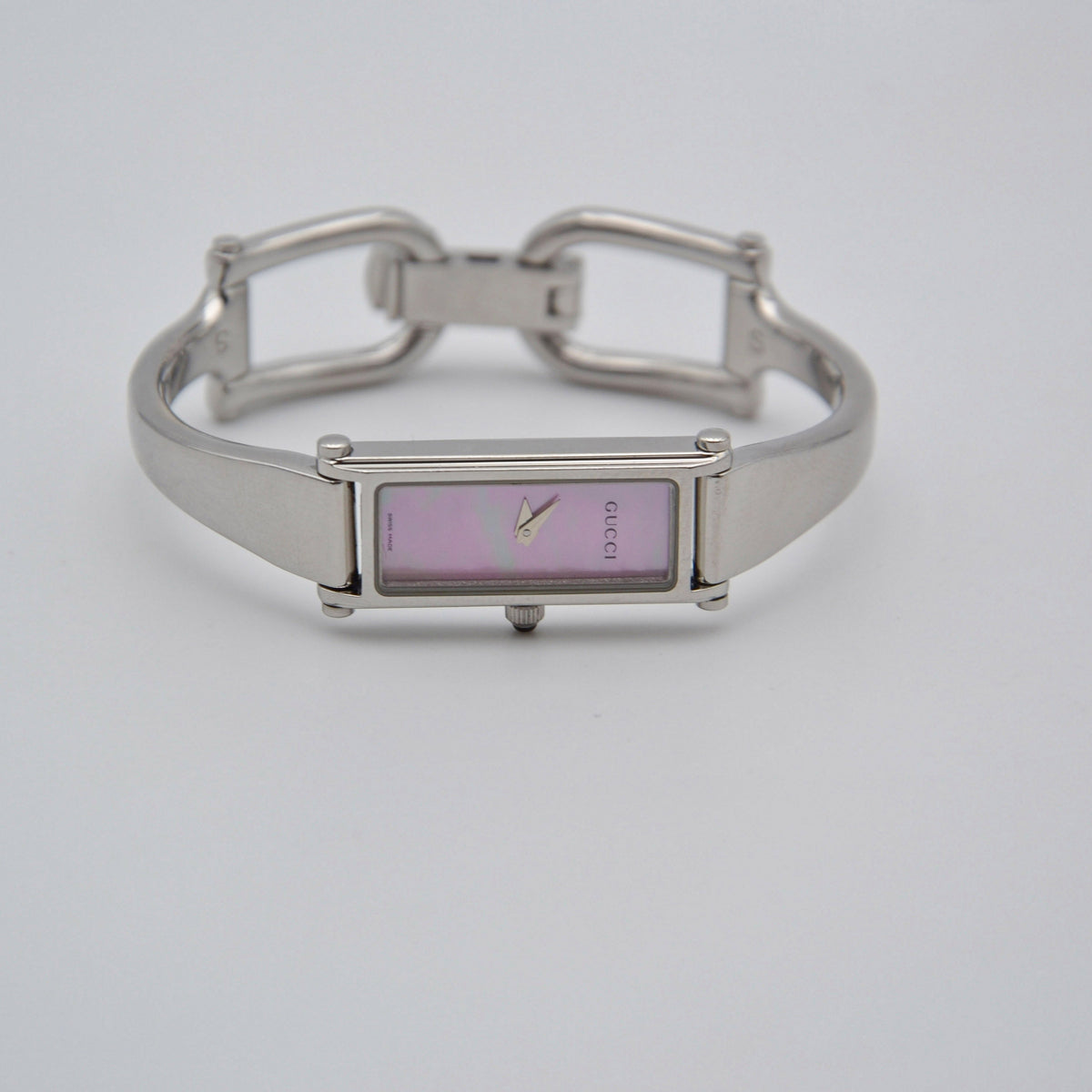 Montre Gucci 1500 L