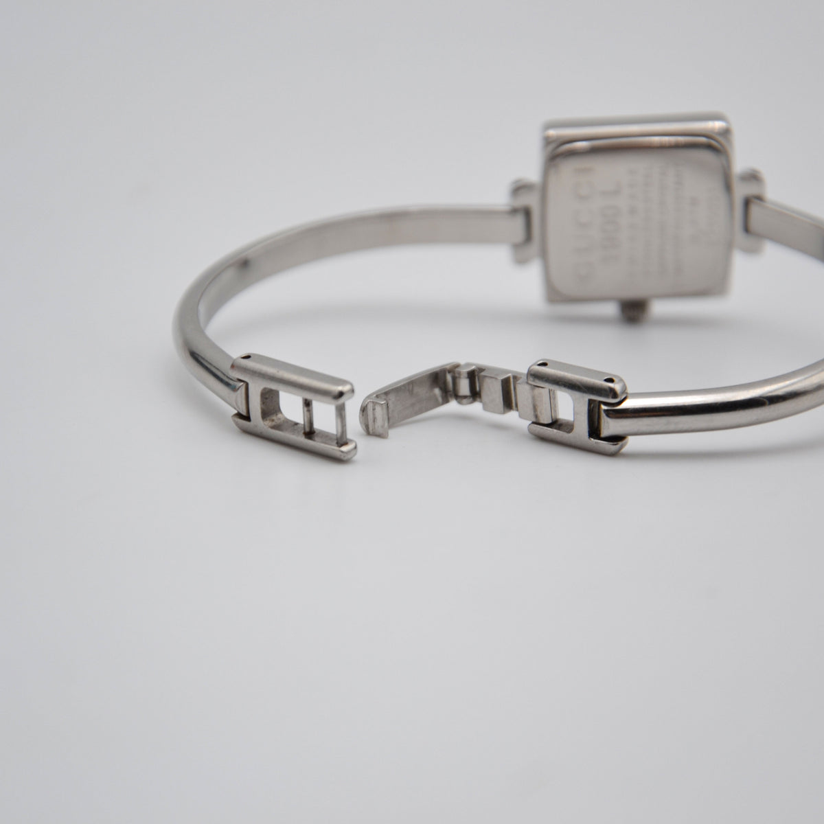 Montre Gucci 1900L Femme