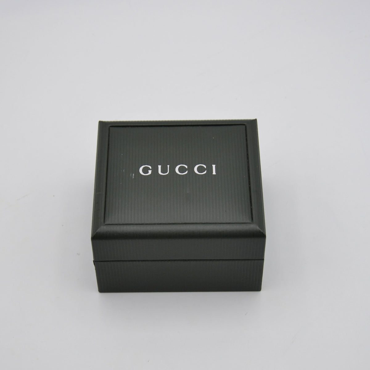 Montre Gucci 6800L