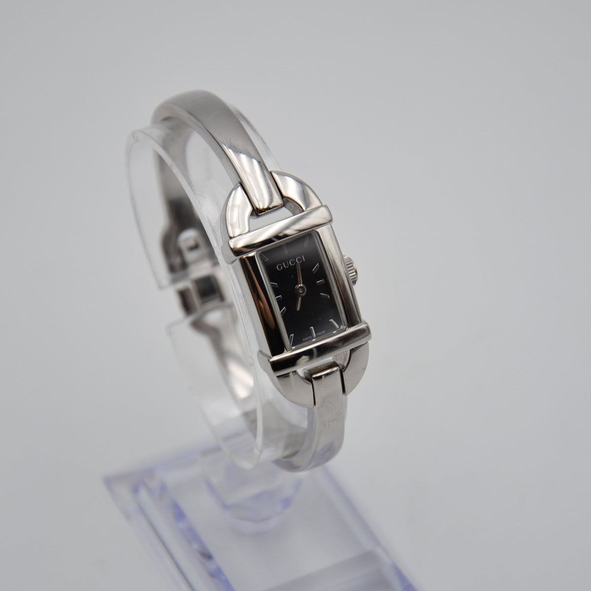 Montre Gucci 6800L