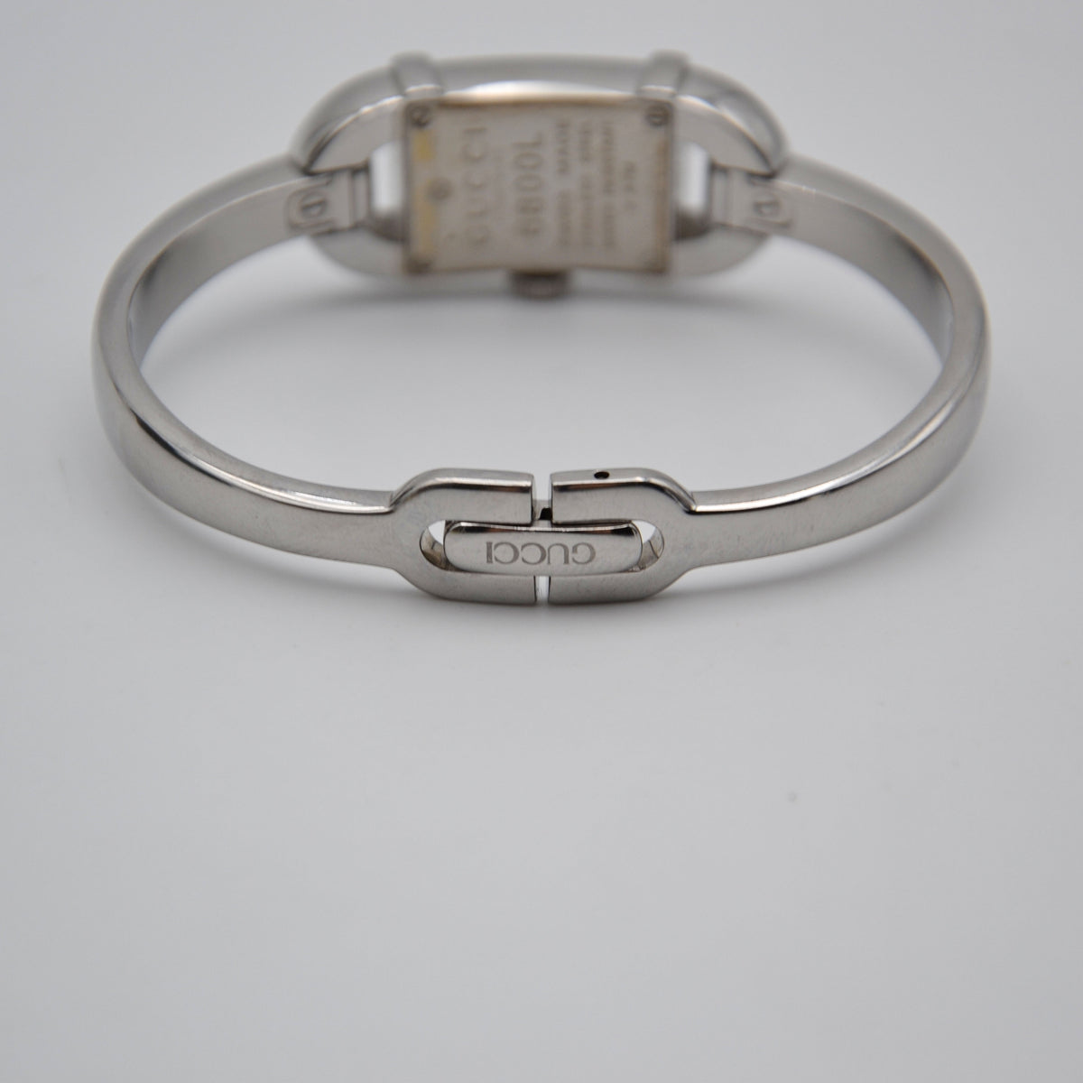 Montre Gucci 6800L