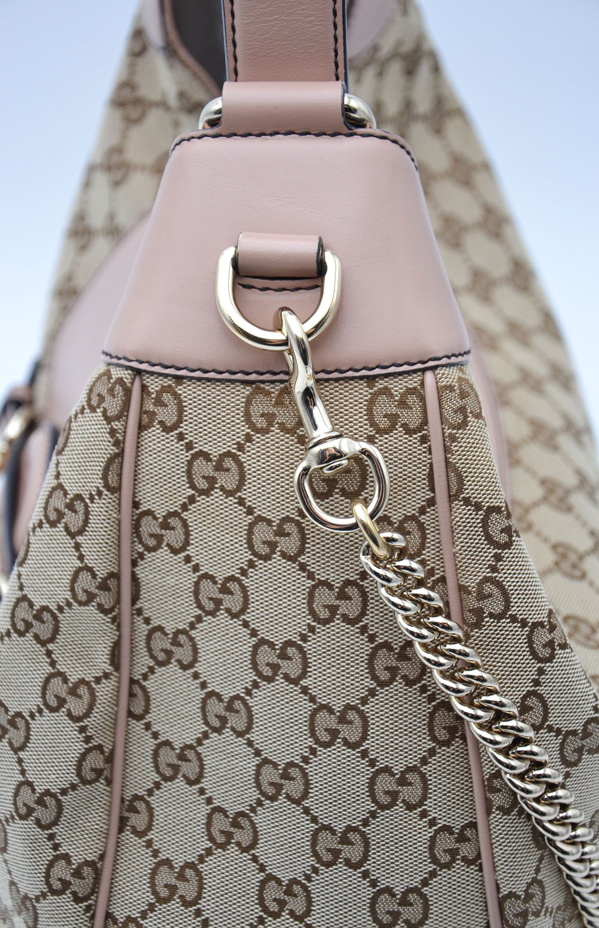 Sac Gucci Emily Hobo GG Supreme