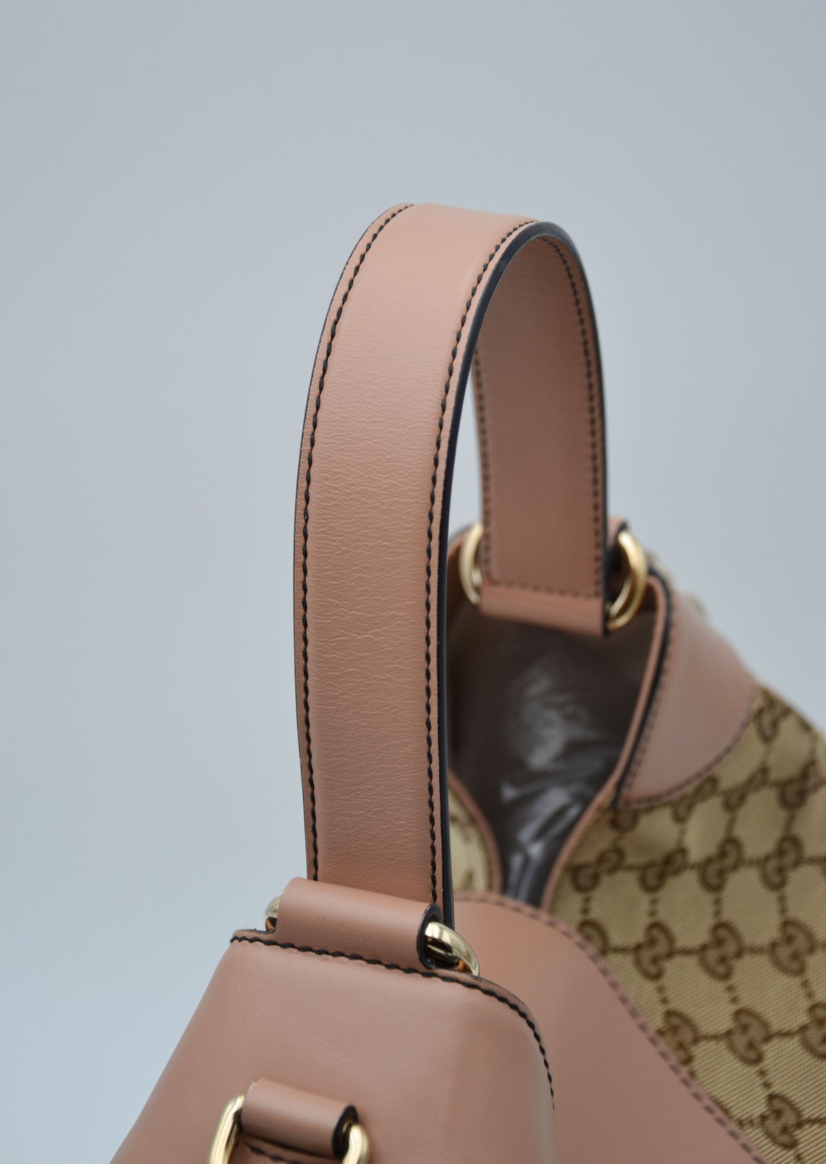 Sac Gucci Emily Hobo GG Supreme