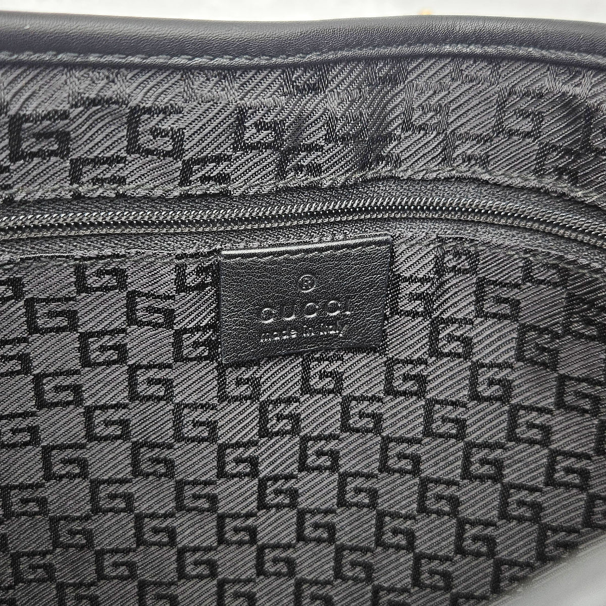 Gucci Jackie Cuir Matelassé Noir Chaîne Trombone Vintage
