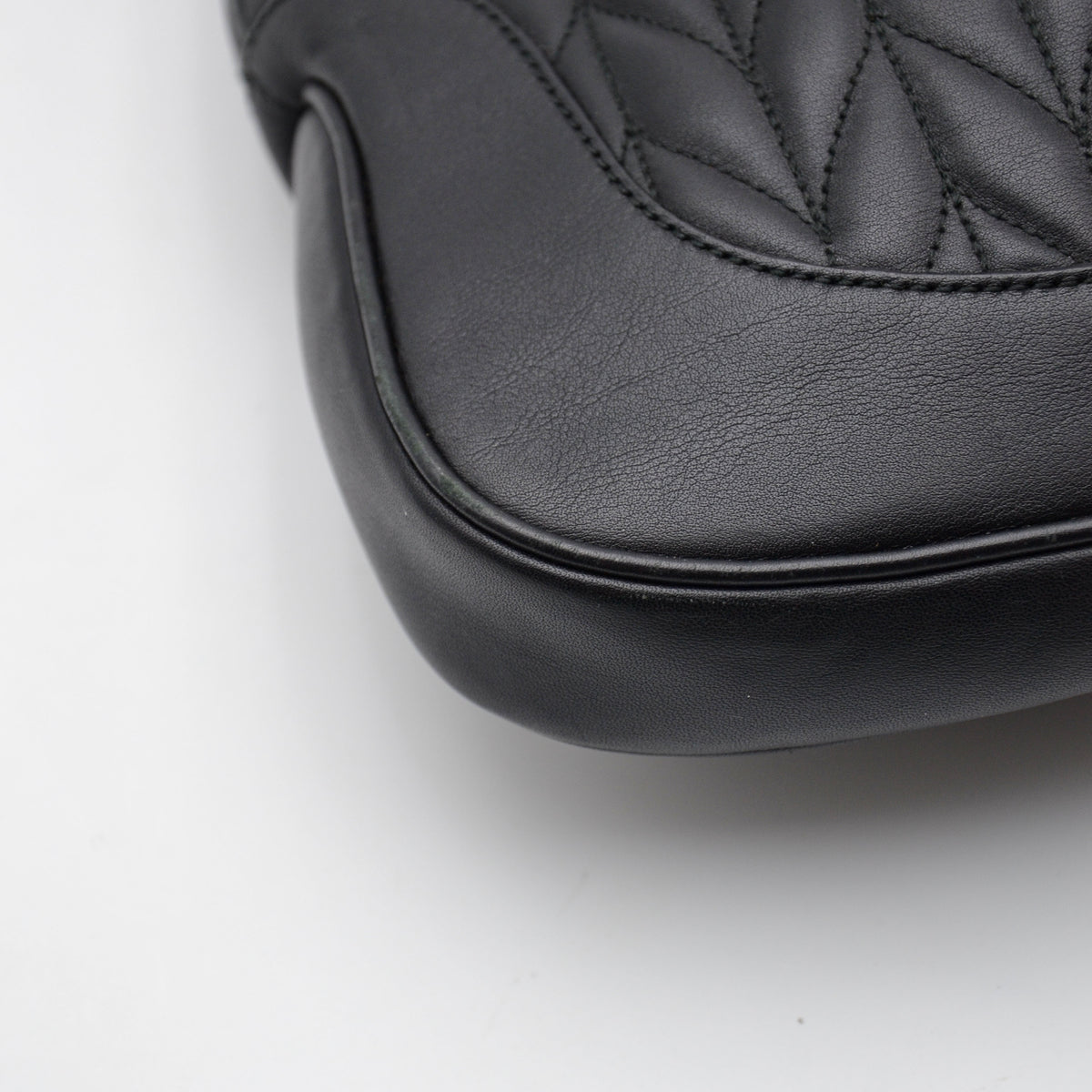 Gucci Jackie Cuir Matelassé Noir Chaîne Trombone Vintage
