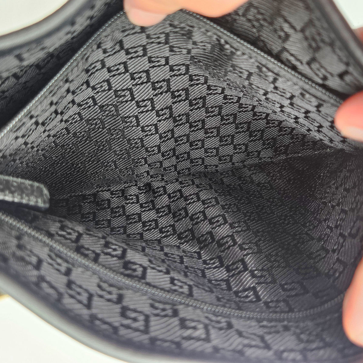 Gucci Jackie Cuir Matelassé Noir Chaîne Trombone Vintage