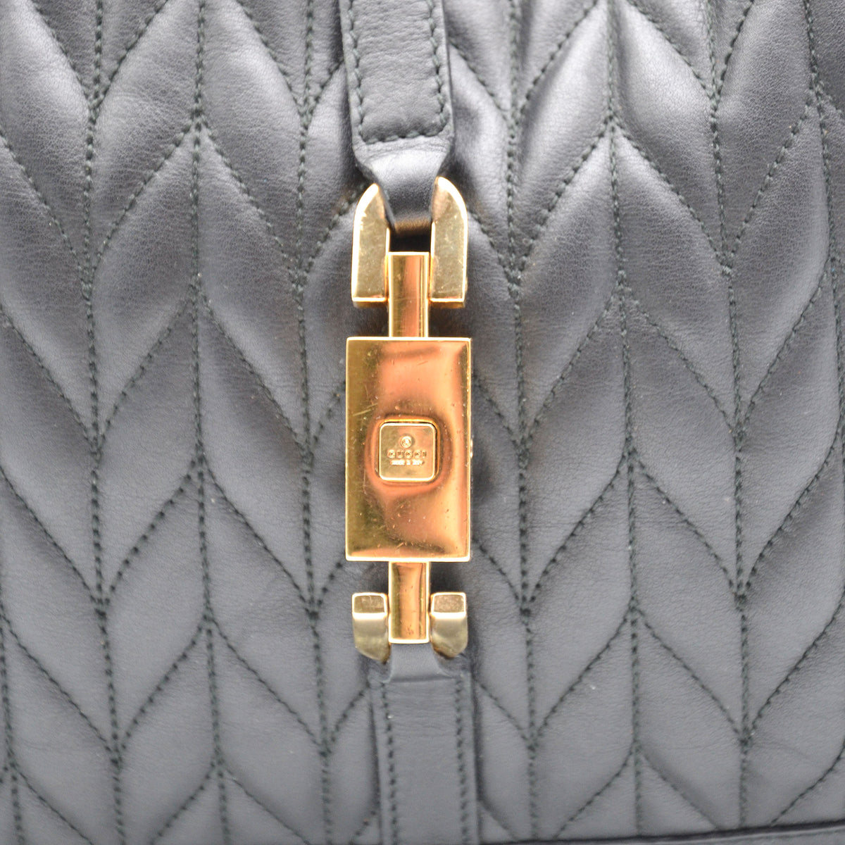 Gucci Jackie Cuir Matelassé Noir Chaîne Trombone Vintage