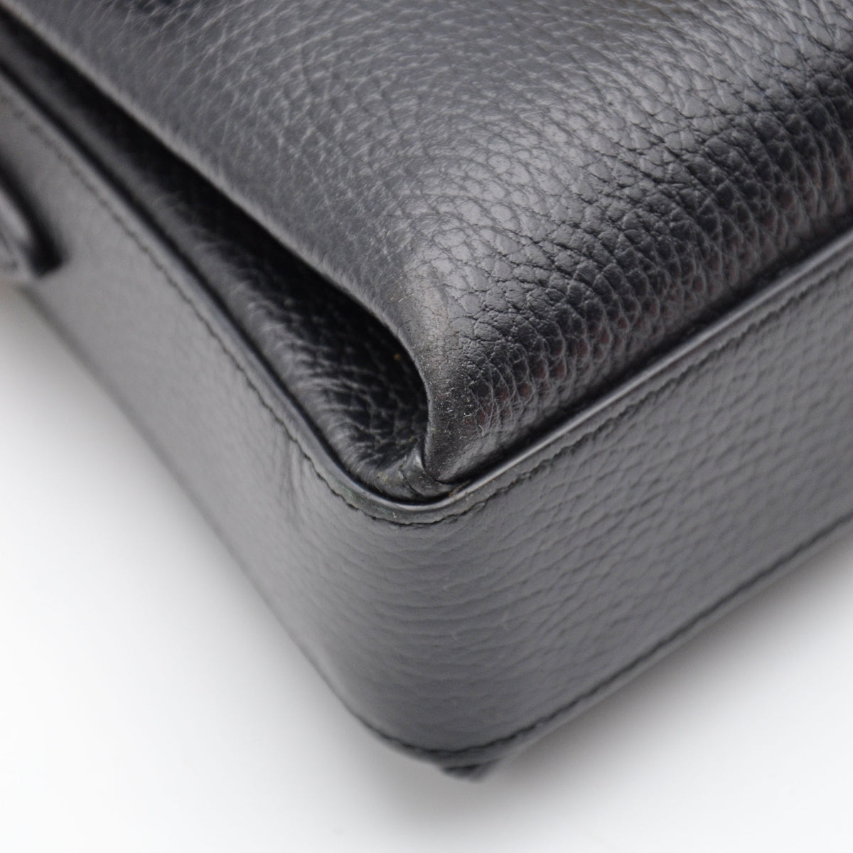 Sac Gucci Interlocking Mini Cuir Grainé Noir Chaîne Champagne