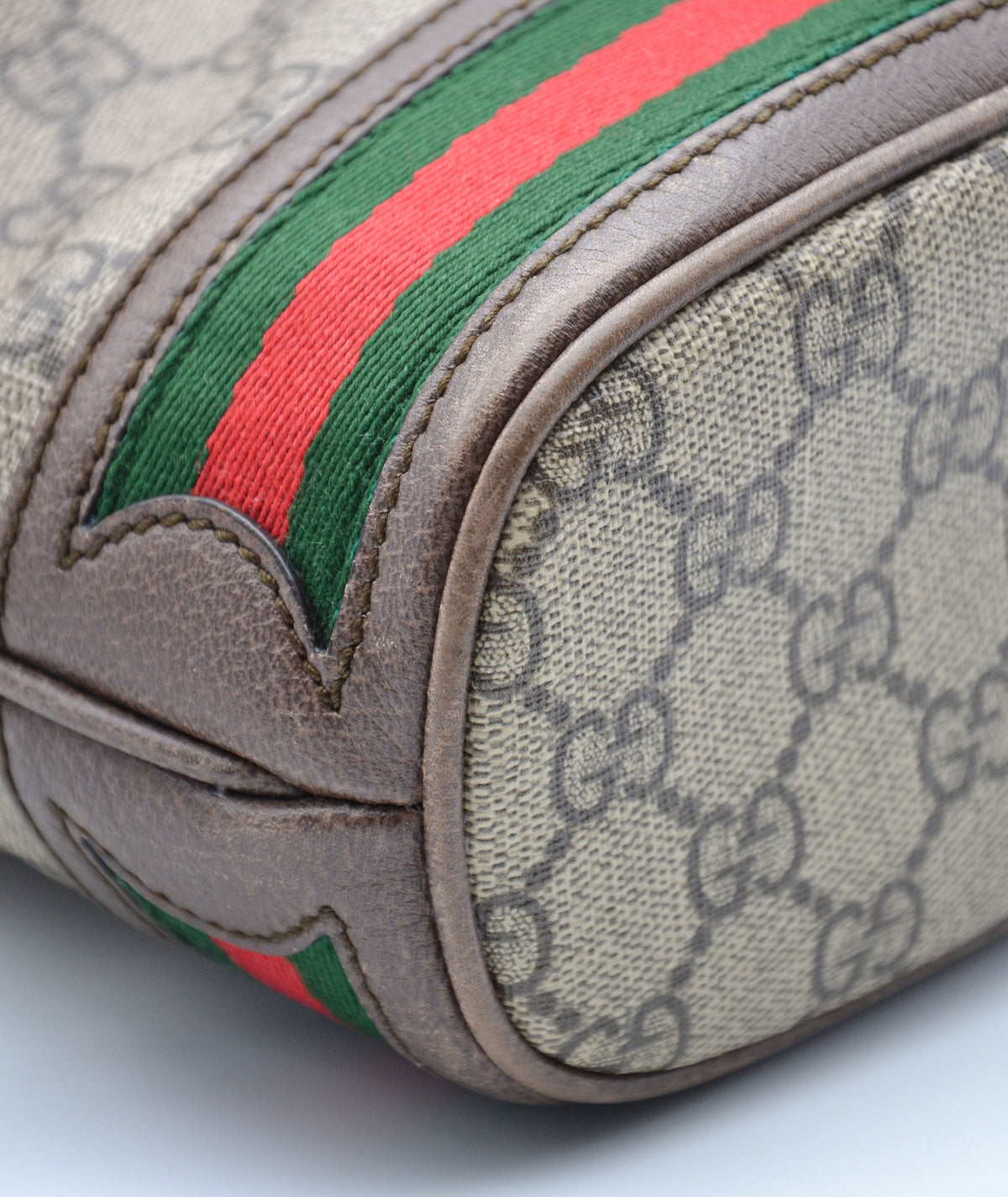 Gucci Mini Bucket Ophidia GG Supreme