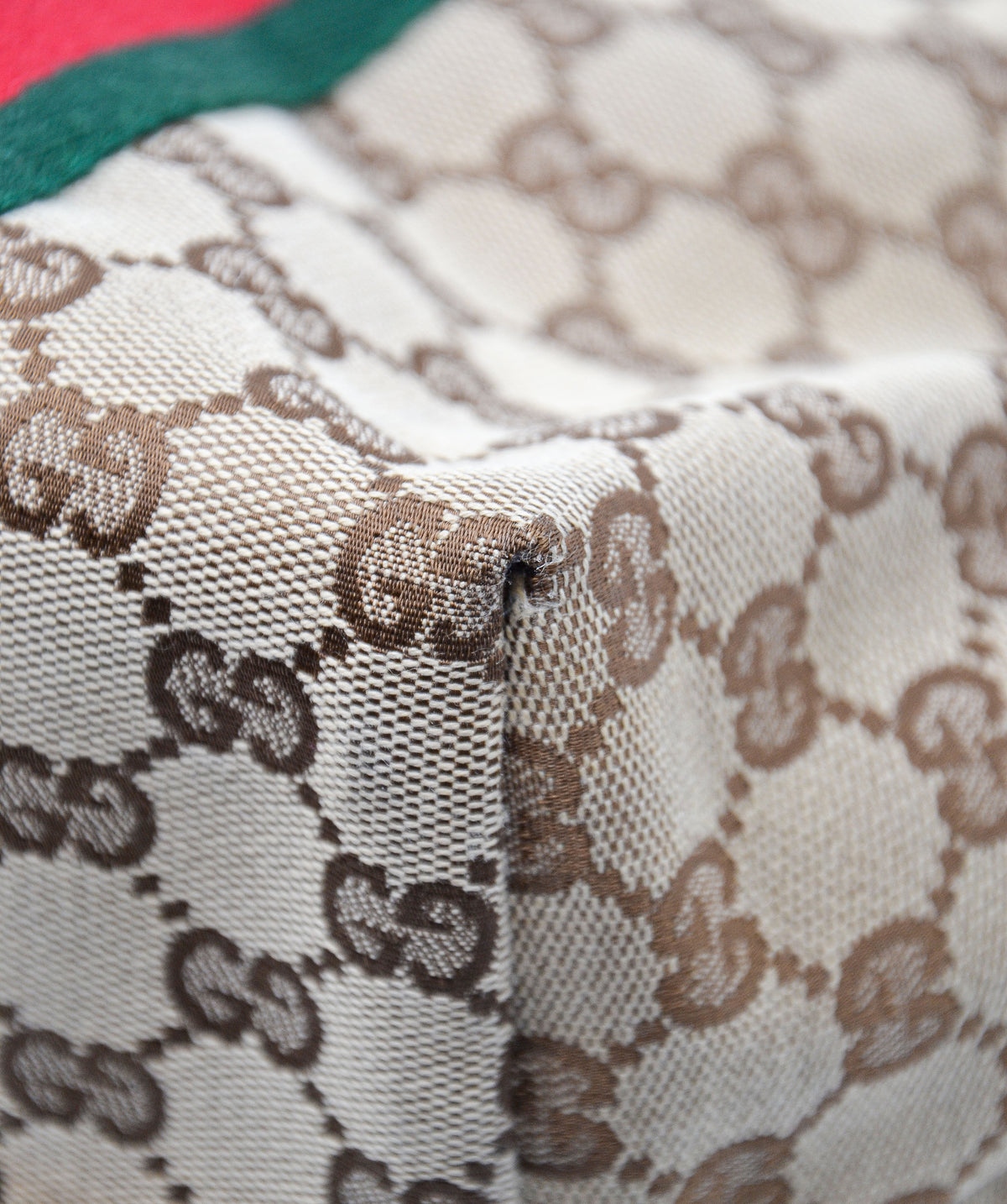 Sac Gucci Tote GG Supreme