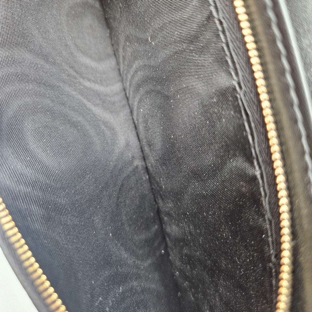 Gucci Wallet on Chain Microguccissima Noir