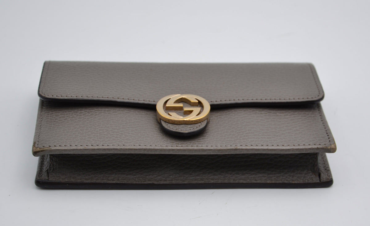 Gucci Wallet on Chain Interlocking GG
