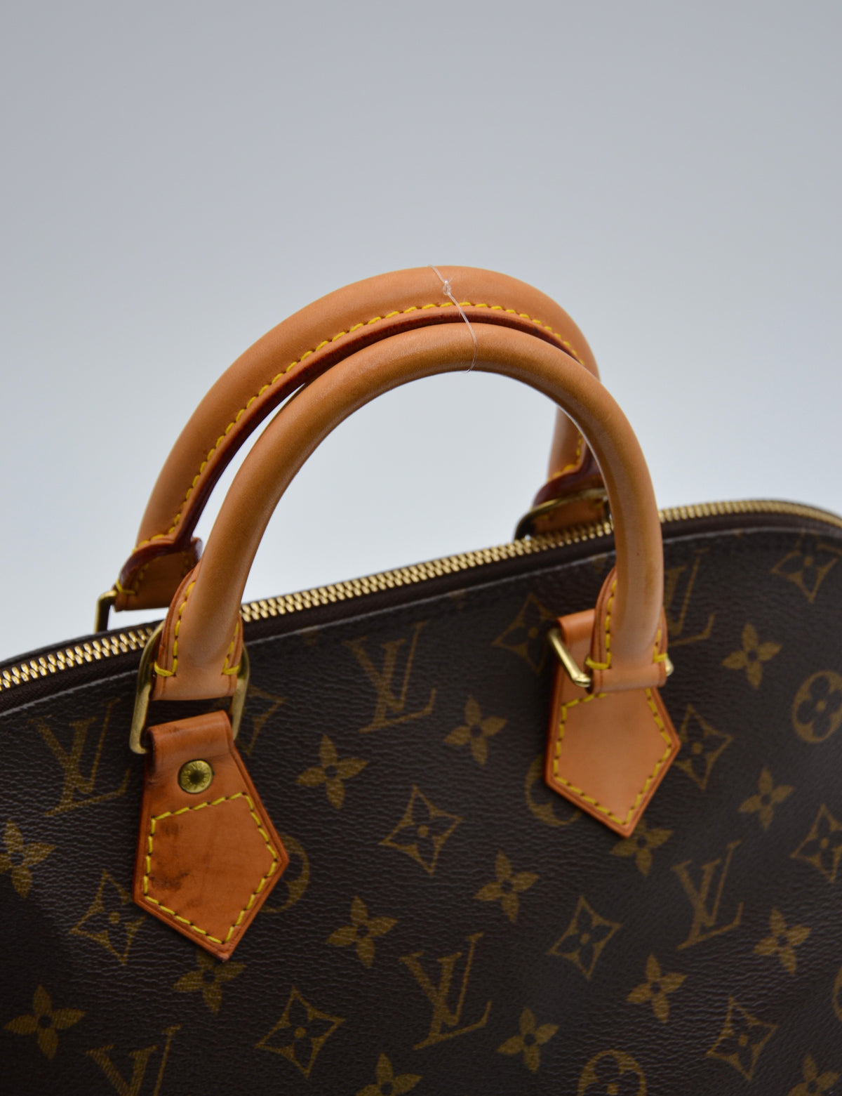 Louis Vuitton Alma PM