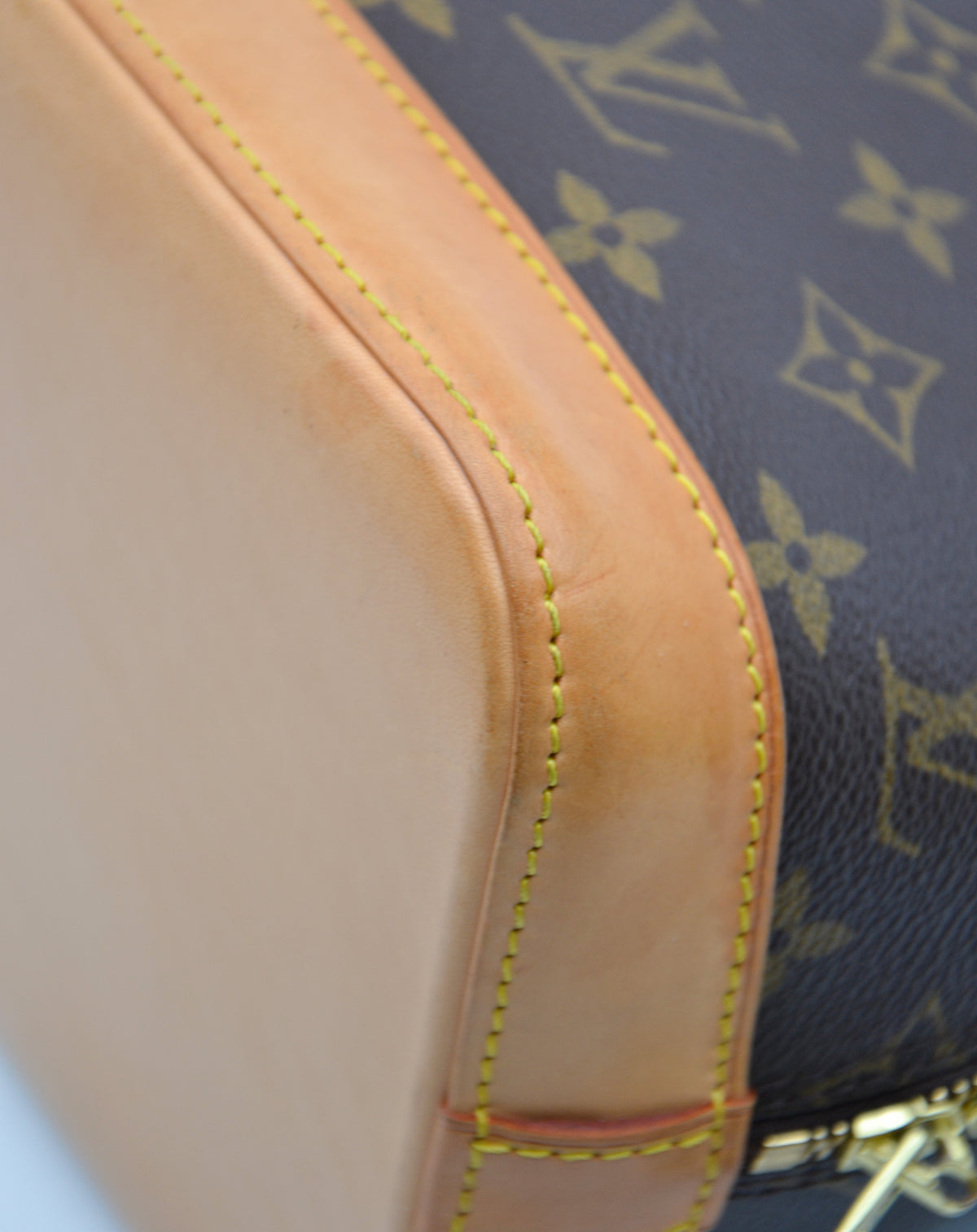 Louis Vuitton Alma PM