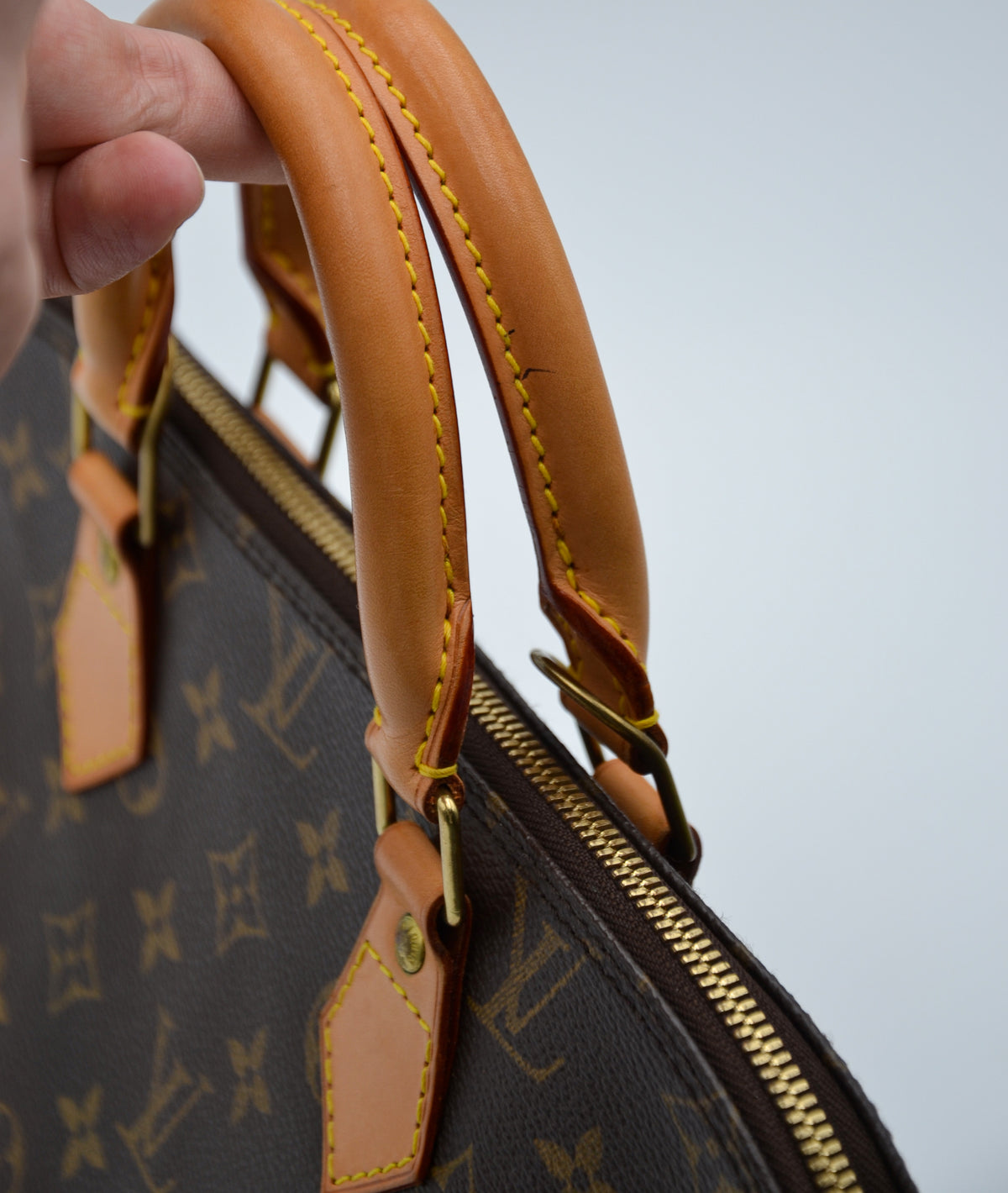 Louis Vuitton Alma PM