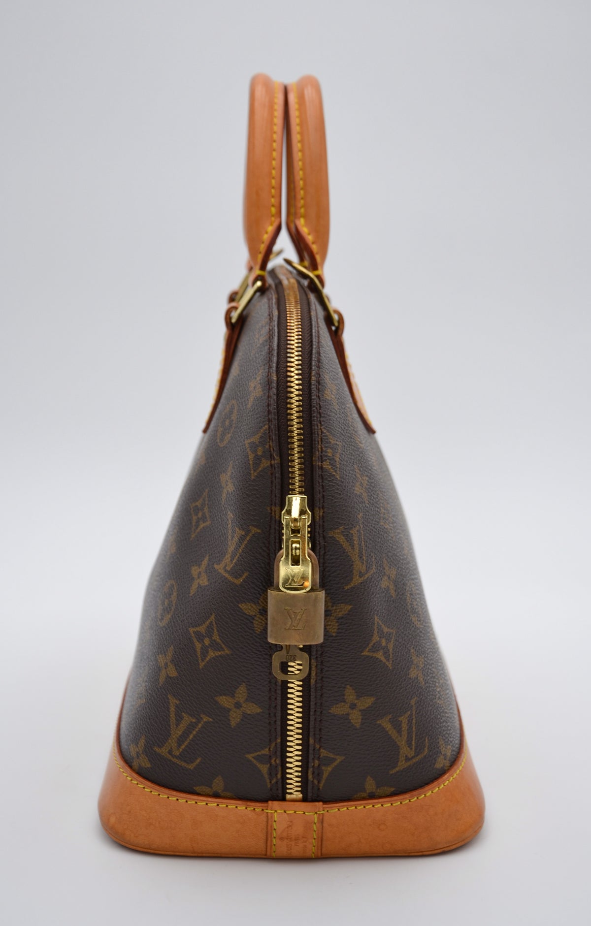 Louis Vuitton Alma PM