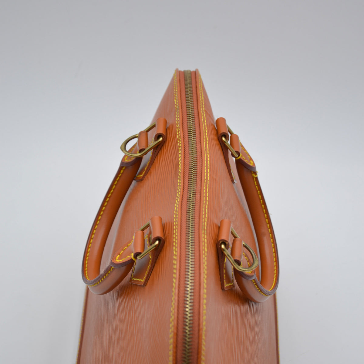 Sac Louis Vuitton Alma PM Cuir Épi Cipango Gold Vintage