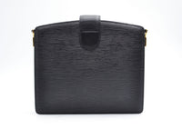 Louis Vuitton Capucines Epi