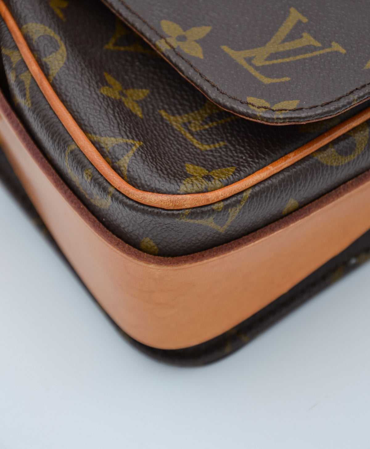 Sac Louis Vuitton Cartouchière 22 Monogram