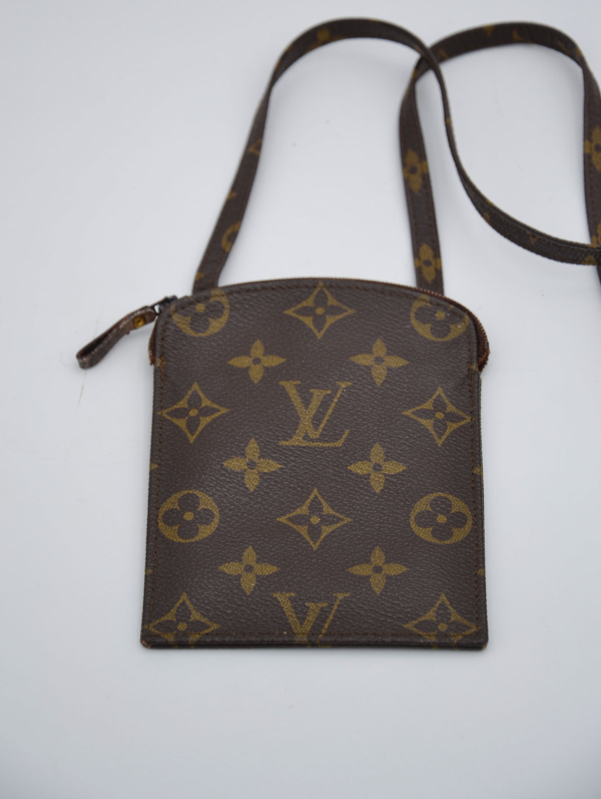 Petite pochette Louis Vuitton Monogram vintage