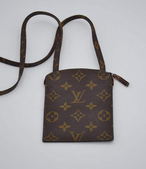 Petite pochette Louis Vuitton Monogram vintage