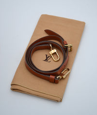 Sac Grenelle Louis Vuitton en cuir Épi kenyan – Boîte & Dustbag