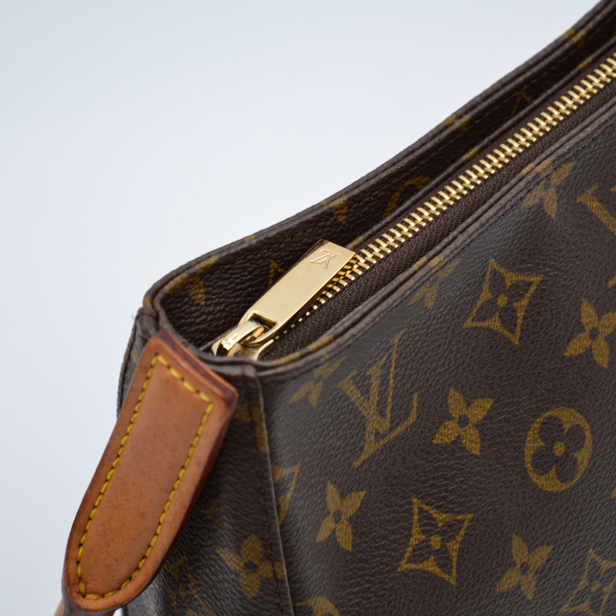 Louis Vuitton Looping MM Monogramme