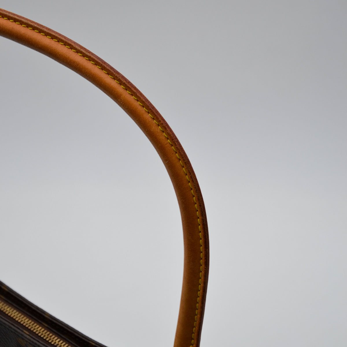 Louis Vuitton Looping MM Monogramme