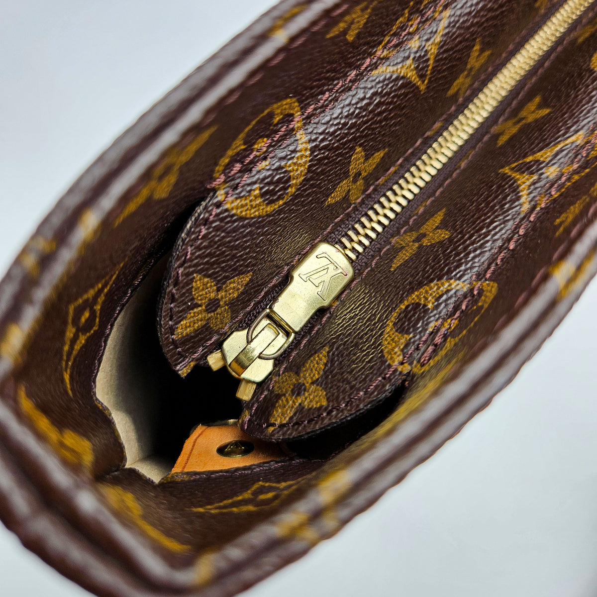 Louis Vuitton Cabas Luco Monogramme