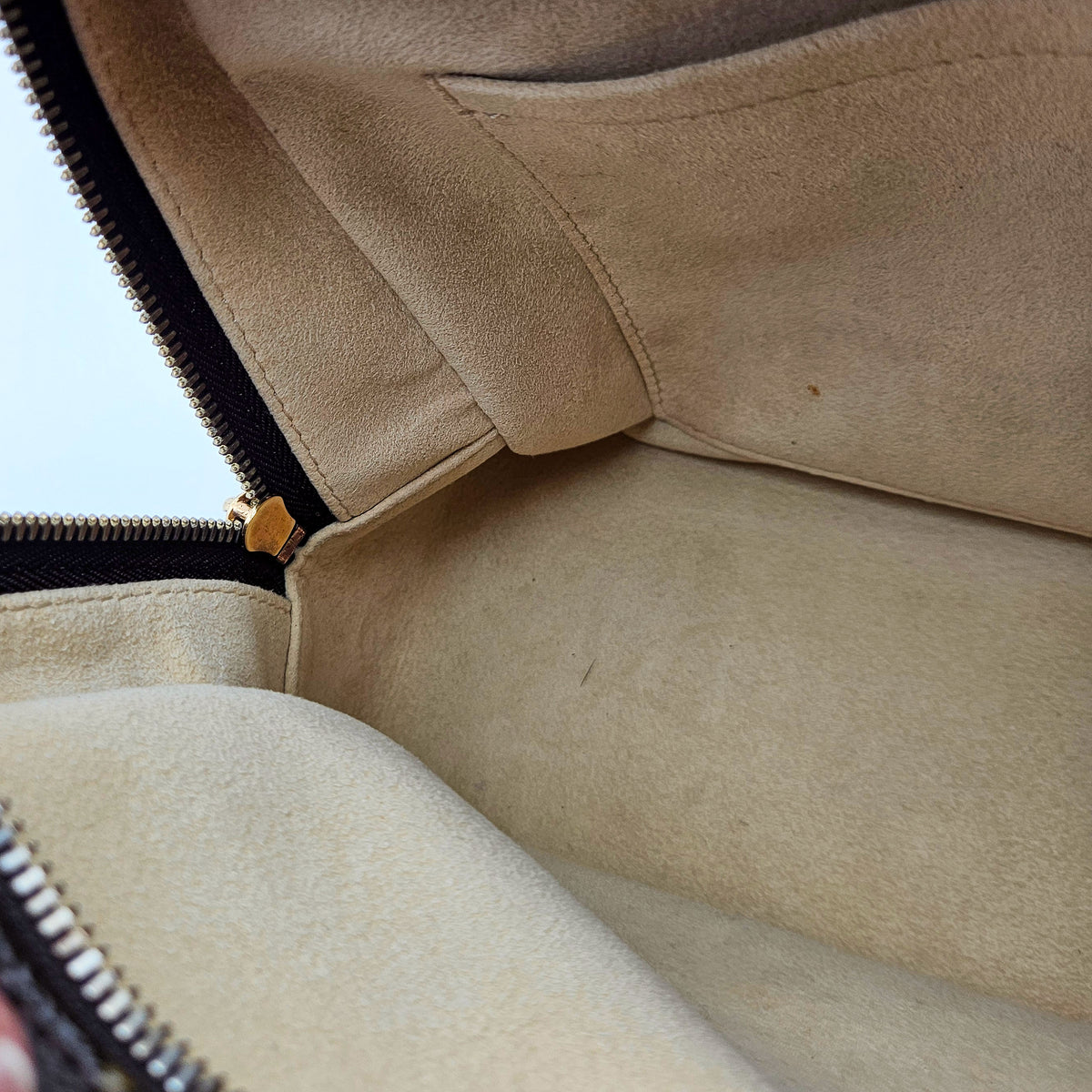 Louis Vuitton Manhattan PM Monogramme