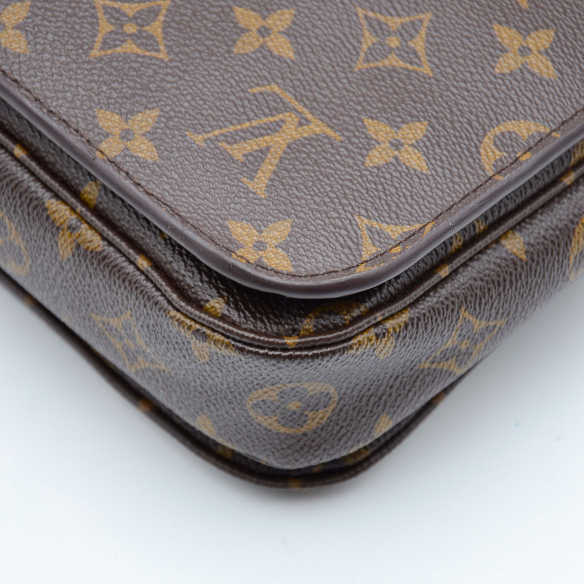Louis Vuitton Pochette Métis Monogram