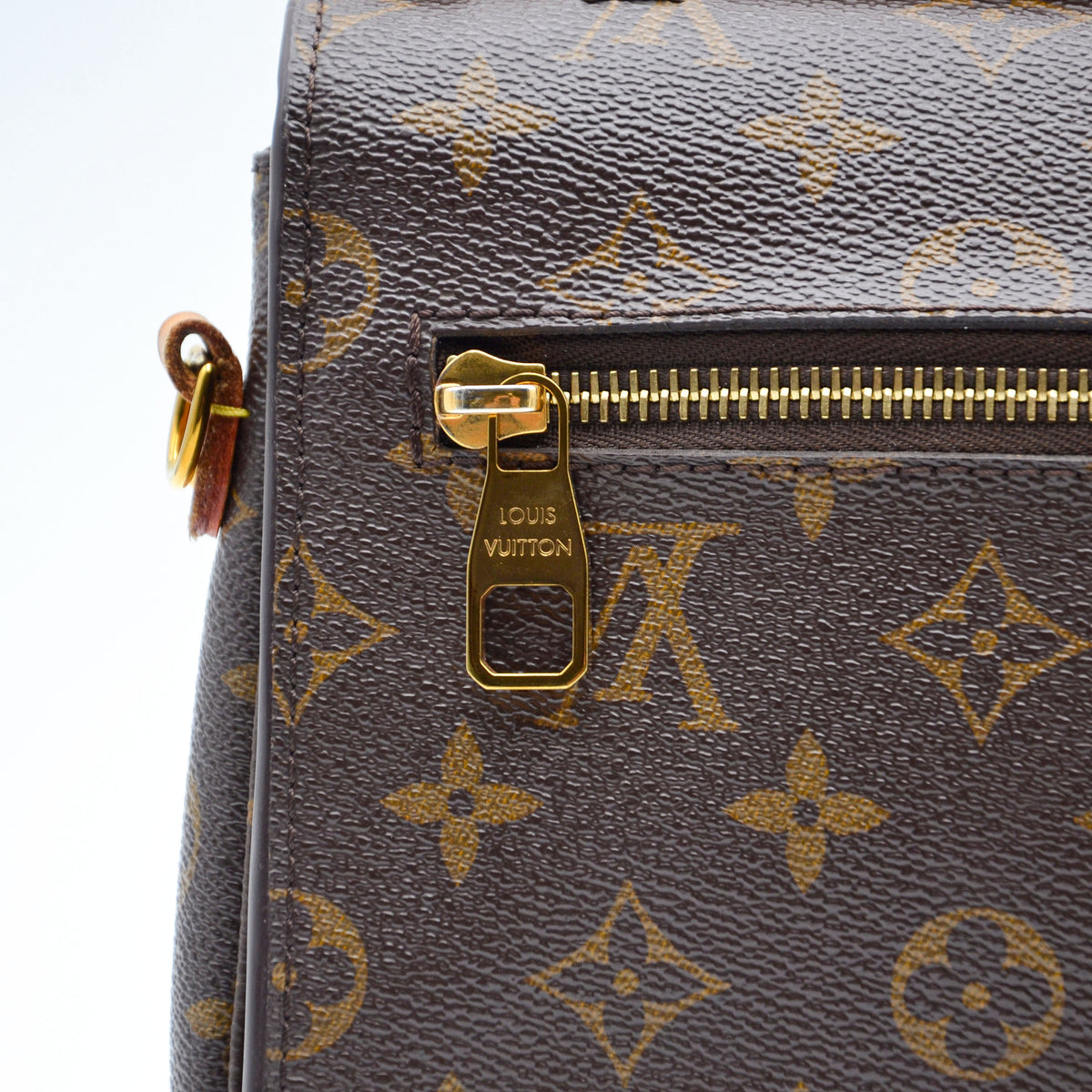 Louis Vuitton Pochette Métis Monogram