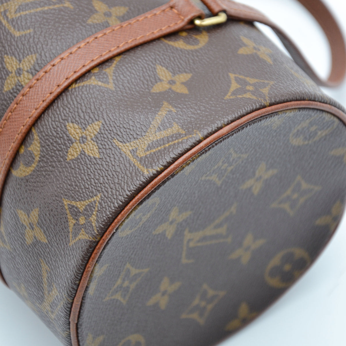 Louis Vuitton Papillon 26 Monogramme