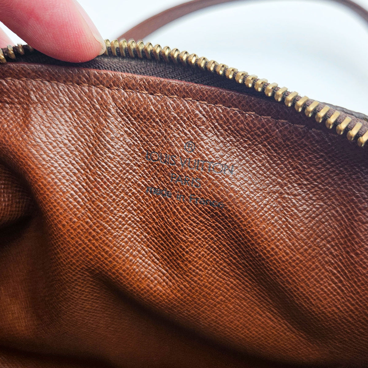 Louis Vuitton Papillon 26 Monogramme