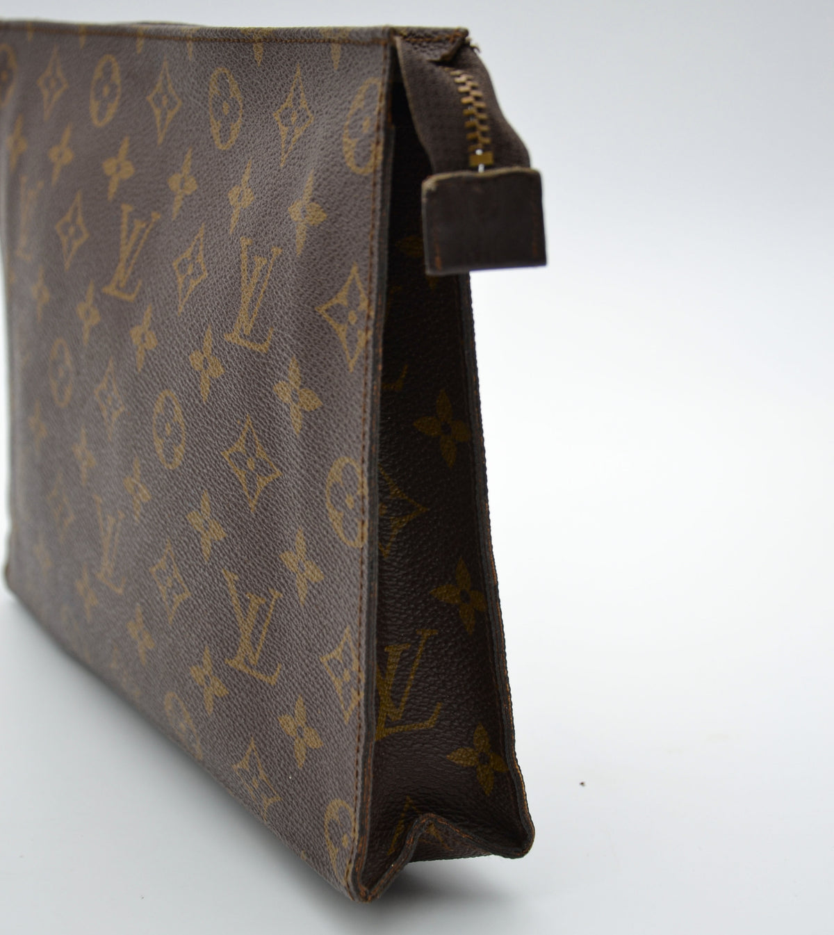 Louis Vuitton Pochette Toilette 26 Monogramme