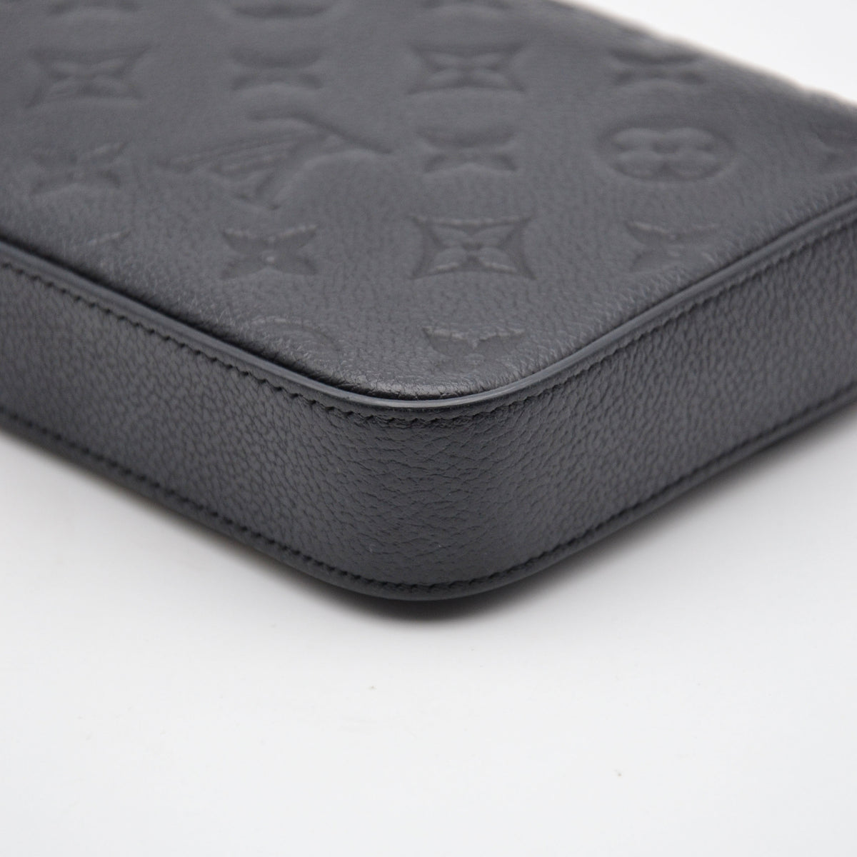 Louis Vuitton Pochette Félicie Empreinte Noir