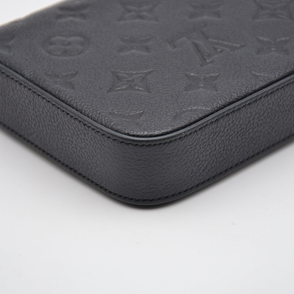 Louis Vuitton Pochette Félicie Empreinte Noir