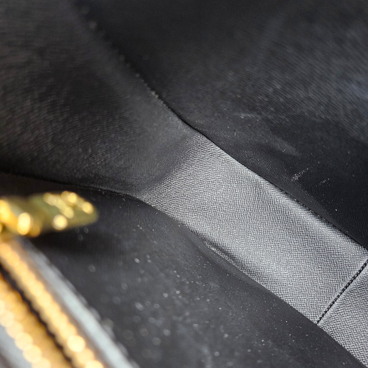 Louis Vuitton Saint Cloud GM Cuir Épi Noir
