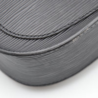 Louis Vuitton Saint Cloud GM Cuir Épi Noir