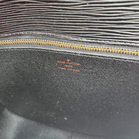 Louis Vuitton Saint Cloud GM Cuir Épi Noir