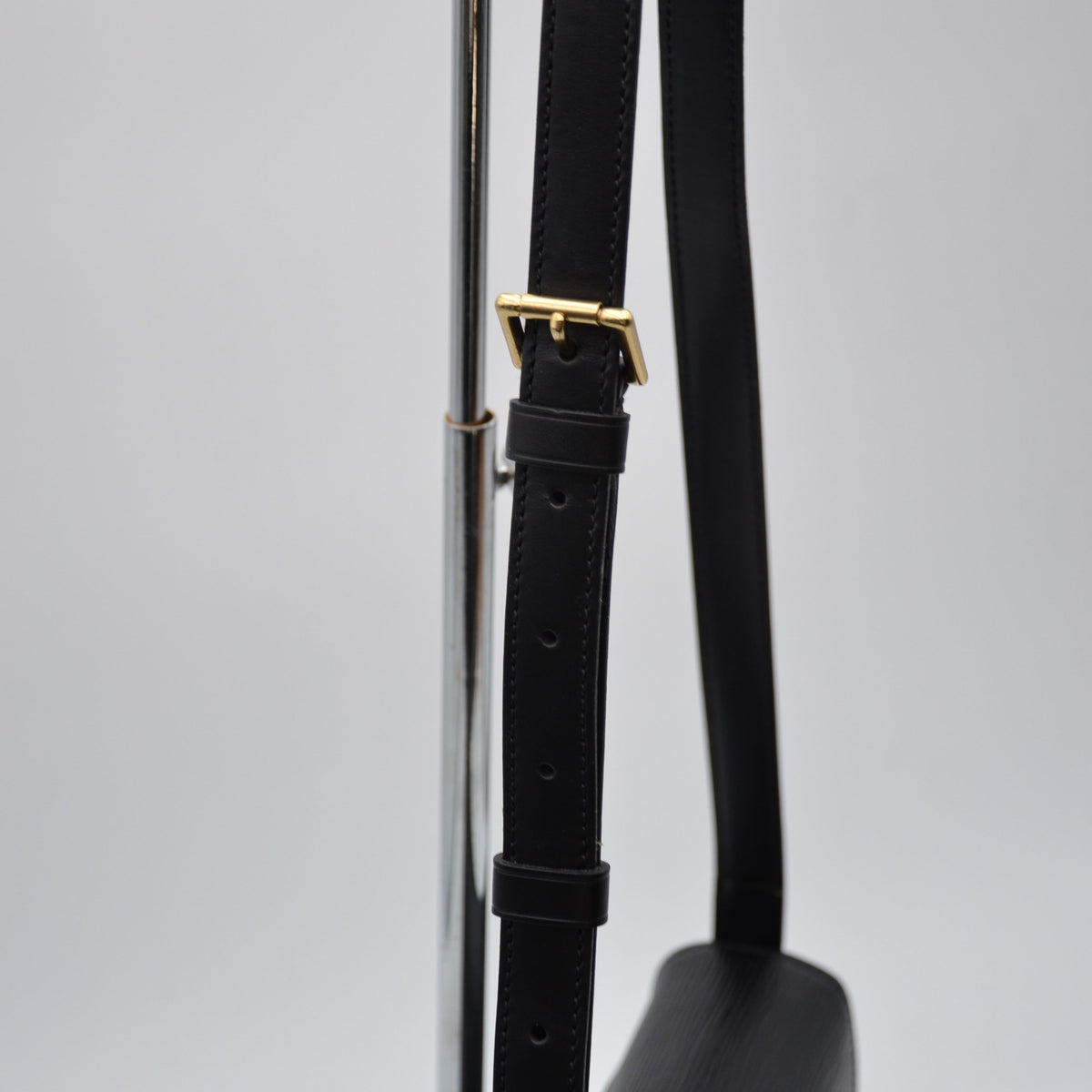 Louis Vuitton Saint Cloud GM Cuir Épi Noir