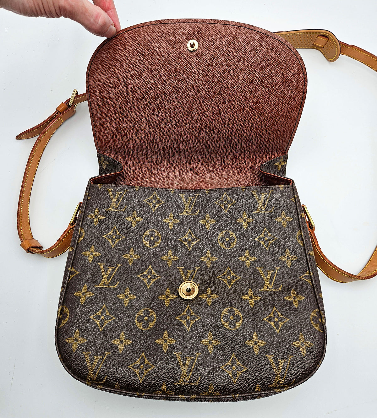 Louis Vuitton Saint Cloud GM Monogram