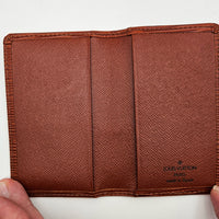 Louis Vuitton Porte-Carte Cuir Épi